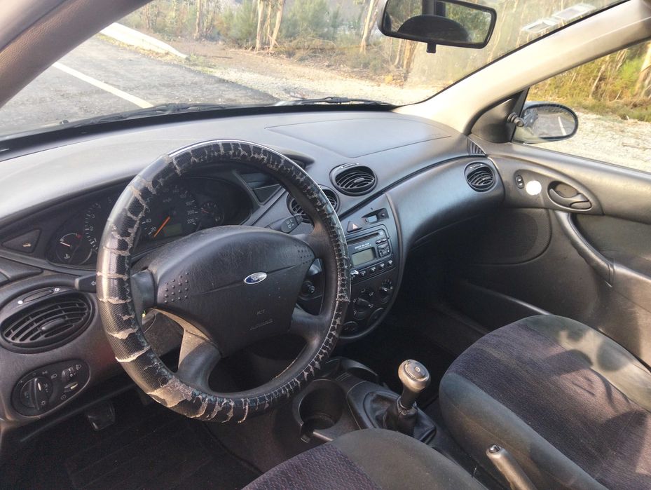 Ford focus 1400 gasolina