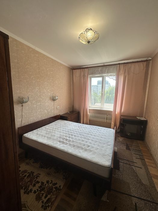 Терміново продам двокімнатну квартиру по вулиці Миколайчука