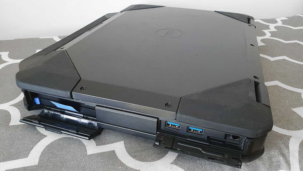 Защищенный ноутбук Dell Latitude 5414 Rugged, 14/i3/8GB/128GB/GPS/4G