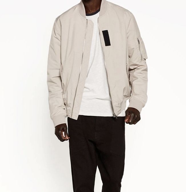 Чоловічий бомбер Zara