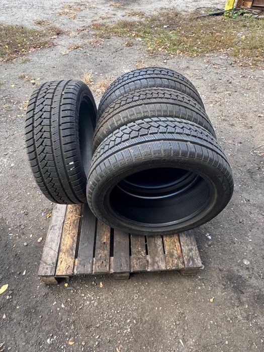 Шины 215 50 17.                   .               .