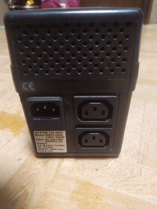 Істочник безперебійного живлення Powercom AC  FUSET 4 A 250V BNT-600A
