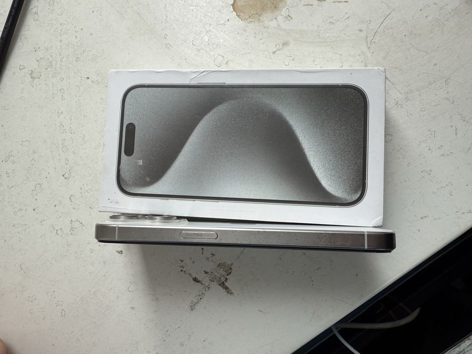 Apple iphone 15 Pro 256Gb White Titanium Физ Сим