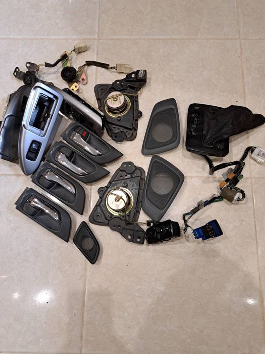 Toyota Prado 120 Дверні ручки  пневма фари протитуманки