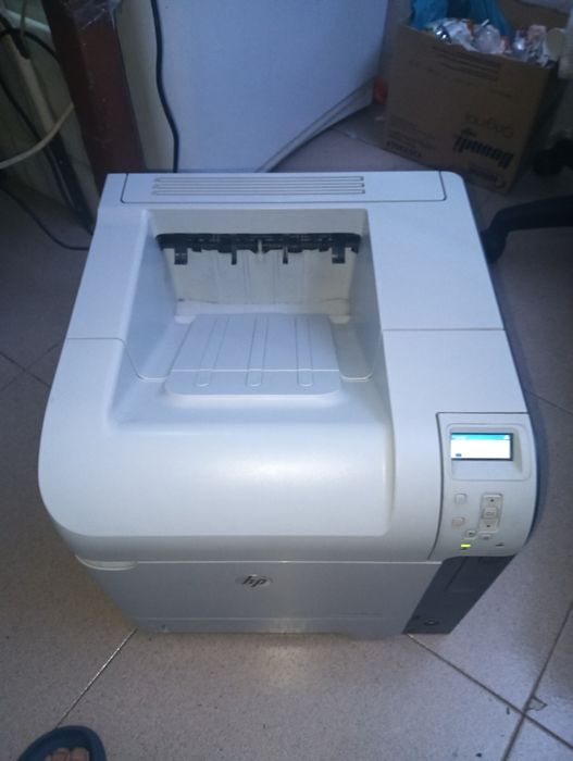 Impressora HP laserjet 600 m602