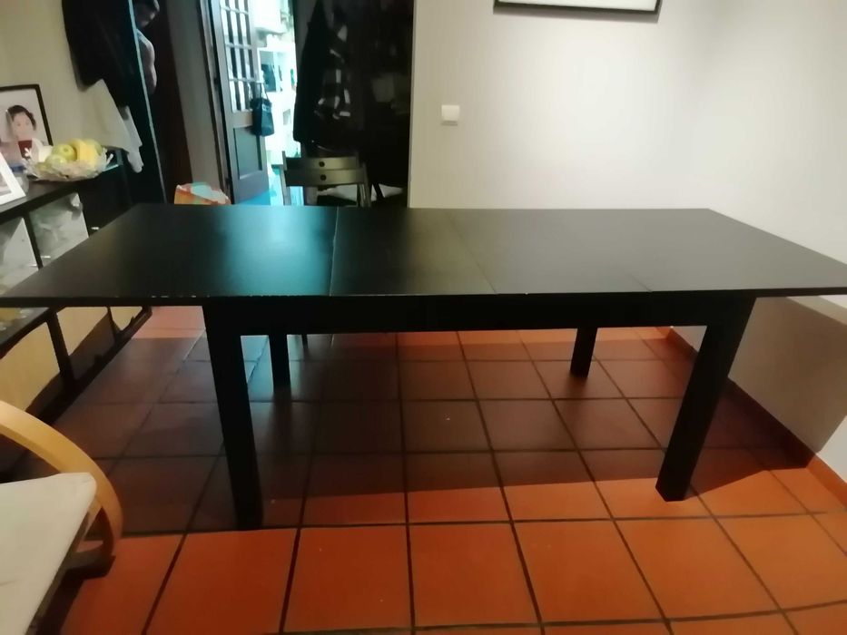 Mesa de jantar extensível