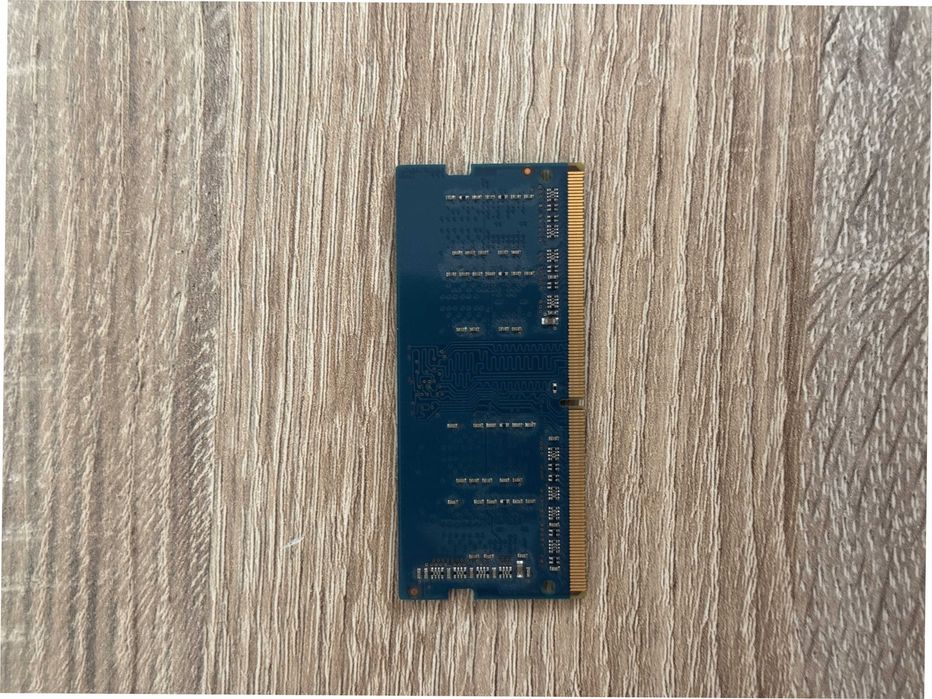 Оперативна пам'ять Crucial 16GB (2x8GB) DDR4-2400 CL17 SODIMM Kit