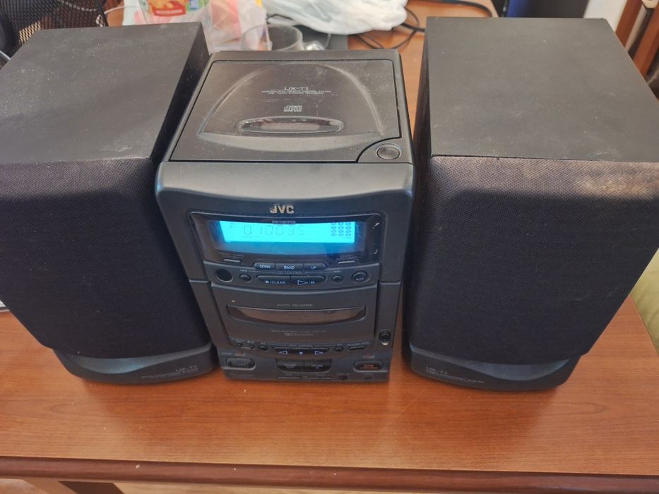 WIEŻA  JVC Model UX T1/kolumny model UX-BS1005