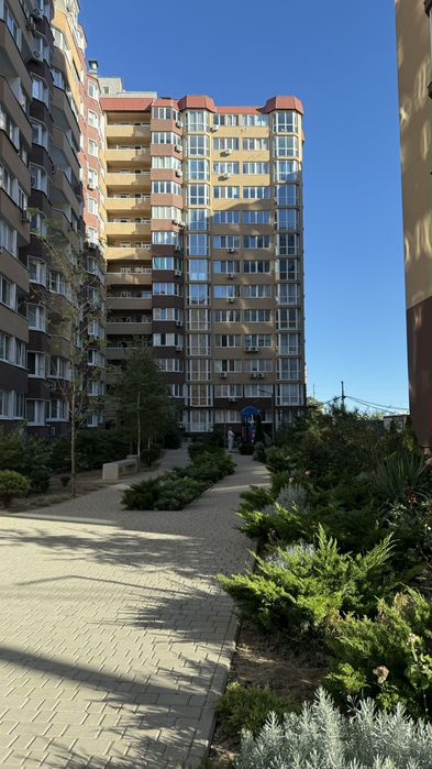 Терміновий продаж 2-кімнатна квартира 70м2  в зданому будинку з ремонтом.ЖК Нова Європа