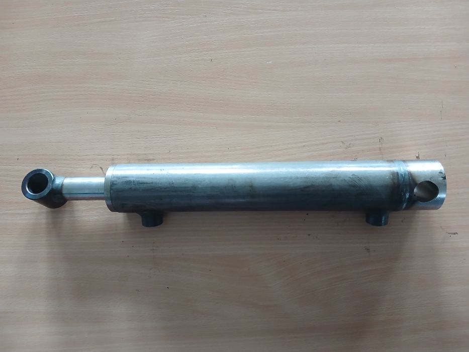 Siłownik Hydrauliczny 50×30×250 Contarini  Łuparka Prasa Cyklop Traktor Koparka Rębak