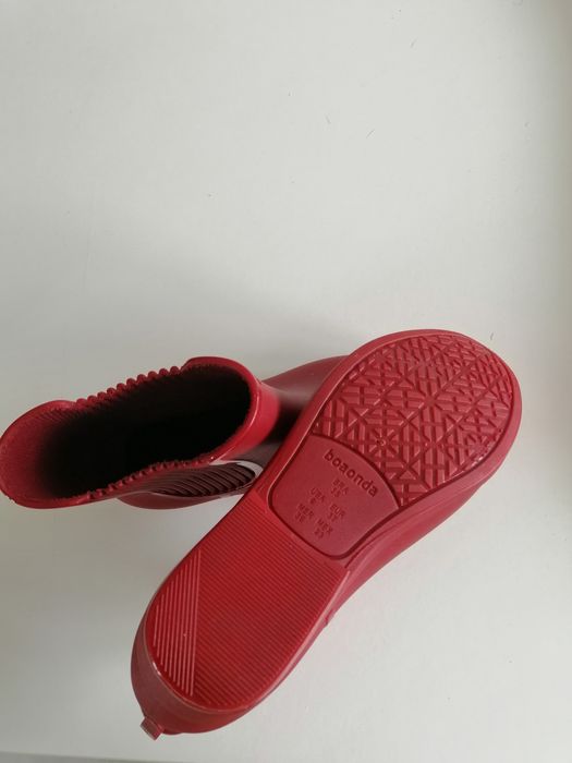 Botins vermelhos/bordeaux novos. Marca Boaonda n°37