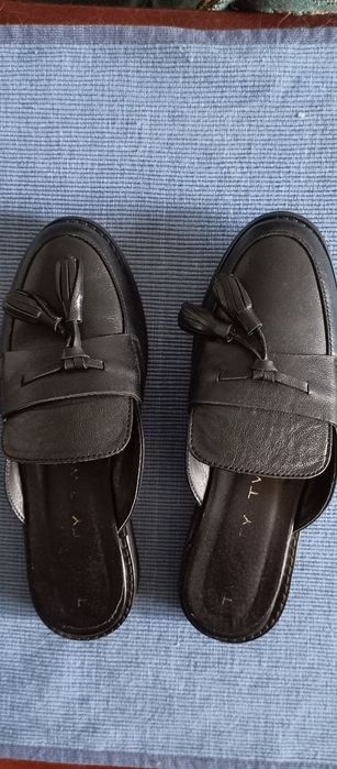 Шлепанцы лоферы кожаные