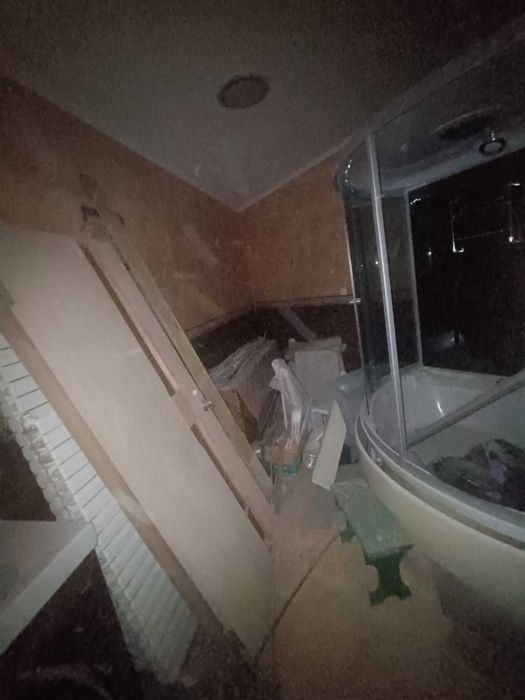 Продам Двухкомнатную квартиру 100м. Автономное Отопление!!!