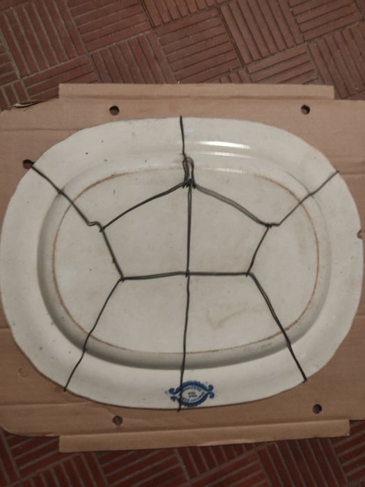 Prato de cerâmica antigo decorativo " Sancho Panza and the Dutchess"