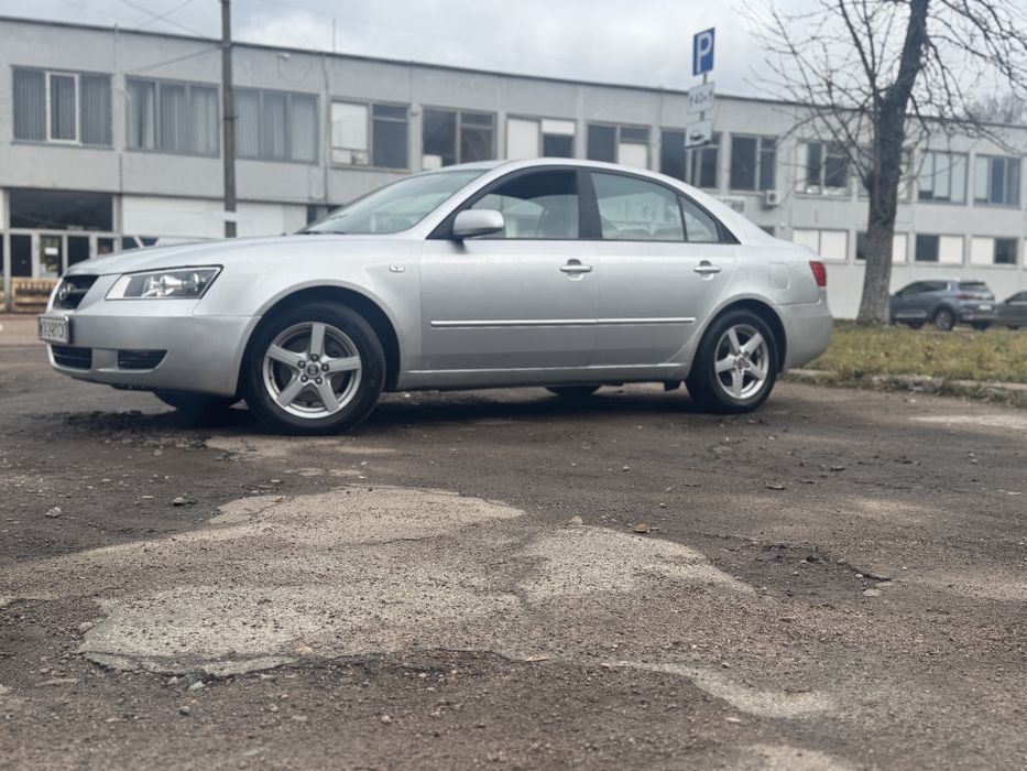 Hyundai Sonata  2006