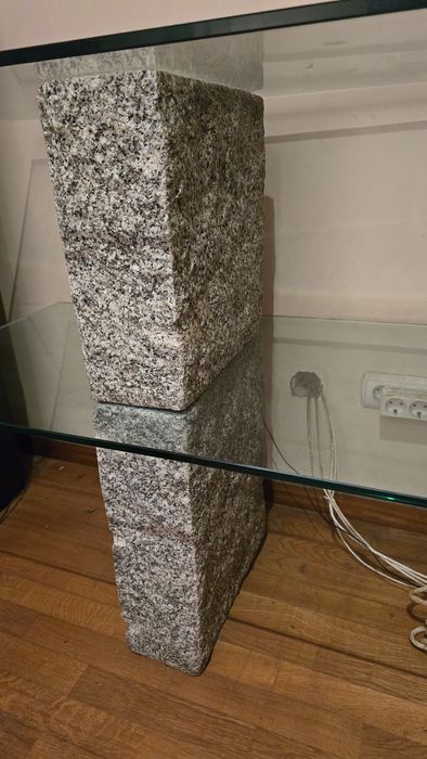 NOVO PREÇO Estantes em vidro laminado