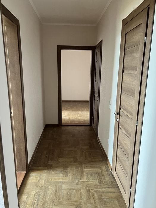 Зданий! 43м+балкон з кухні з ремонтом  Навігатор Коноплянська