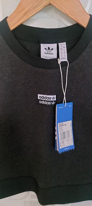Футболка з колекції adidas Originals 
еластичного тр