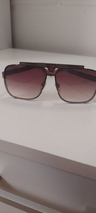 Stylowe okulary przeciwslo Luis vuitton neczne