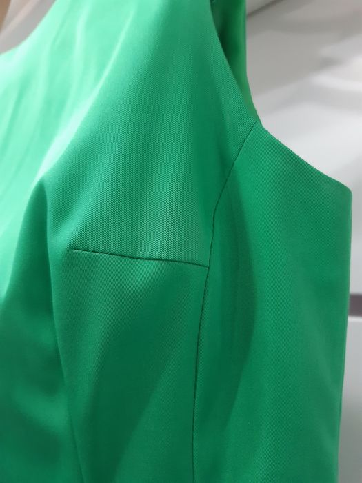 Manifesto zielona sukienka bombka M