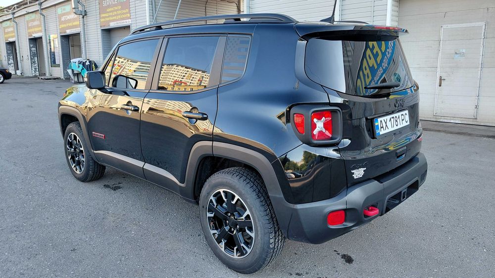 Jeep Renegade Trailhawk 2023 р 12т км пробіг