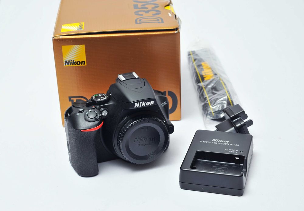 Conjunto Nikon D3500+ Nikon AFP 18-55mm