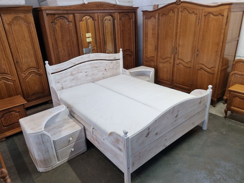 witryna dębowa rogowa