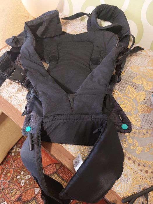 Слінг. Переноска. Ергономічний рюкзак