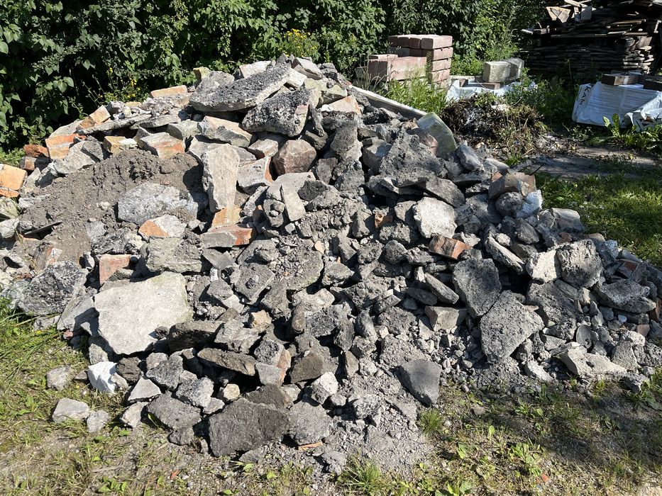 Gruz, pozostalość po remoncie