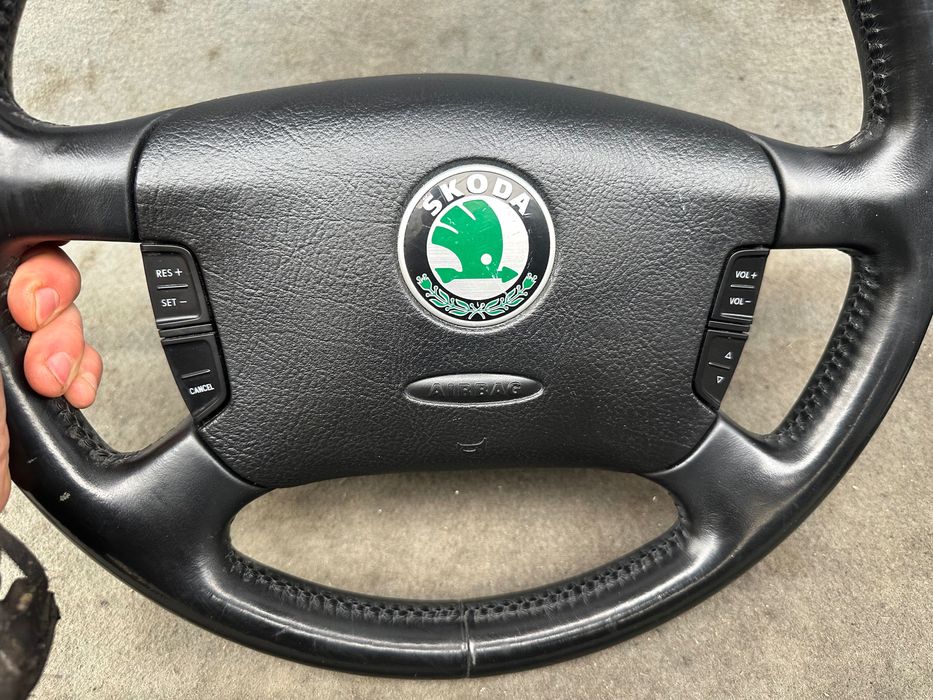 ‼️Кермо Skoda Superb Ovtavia Tour‼️