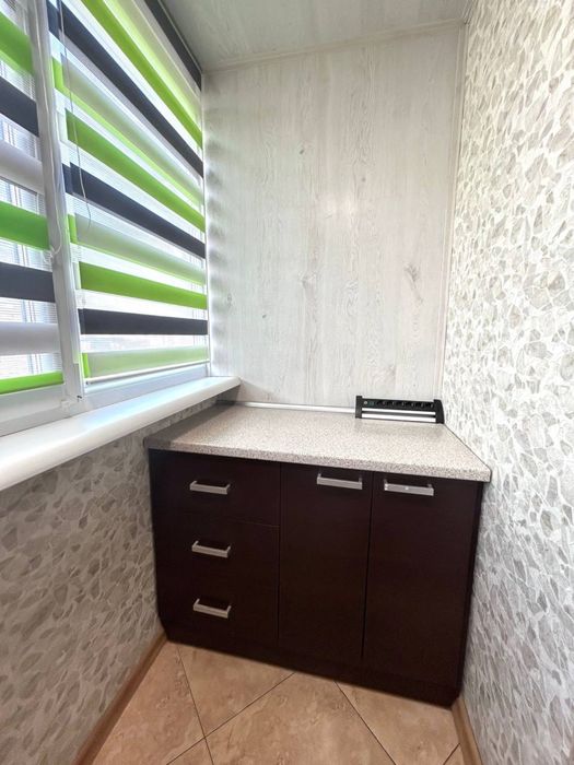 Продам однакімнатну з ремонтом, Бальзака 56