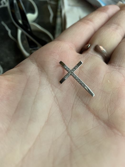 Подвеска-крестик из белого золота 585 пробы, с бриллиантом, бирка есть