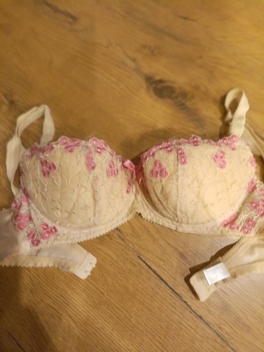 Biustonosz damski Kostar 75B