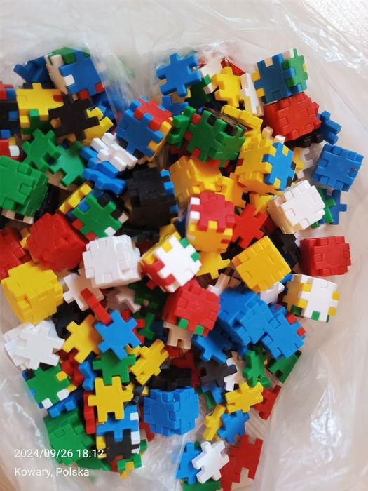 Klocki mini puzle plastikowe kreatywna zabawa