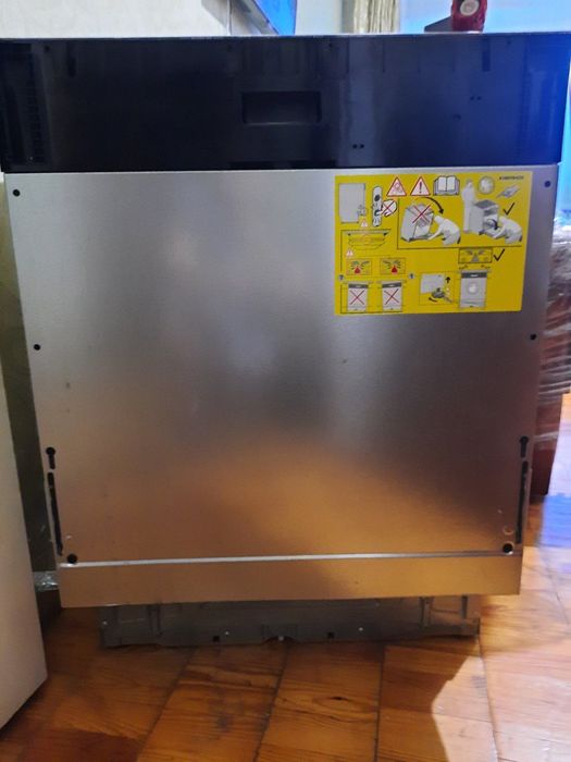 Нова посудомийна машина (посудомоечная машина), Electrolux, Оболонь