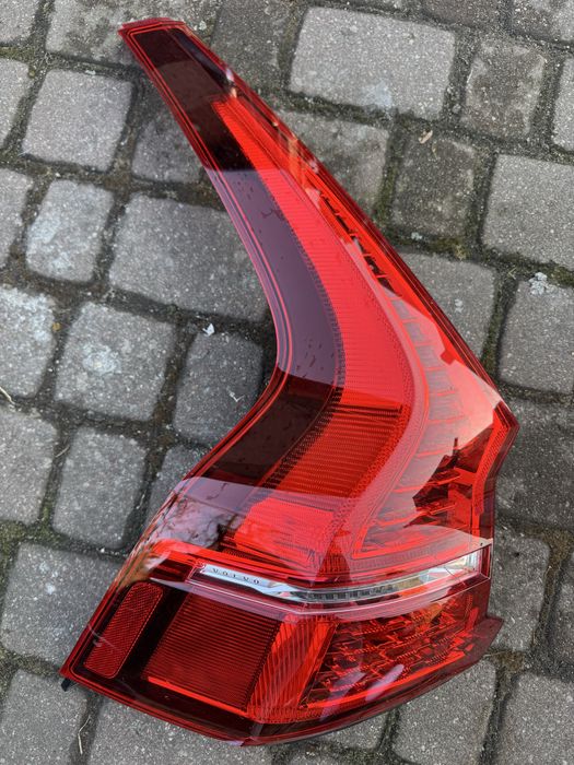 Lampa tylna lewa VOLVO XC60 II USA