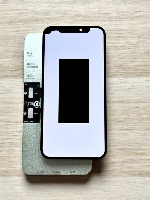 Wyświetlacz do iPhone 12 / 12 Pro – Oryginalny, Cały