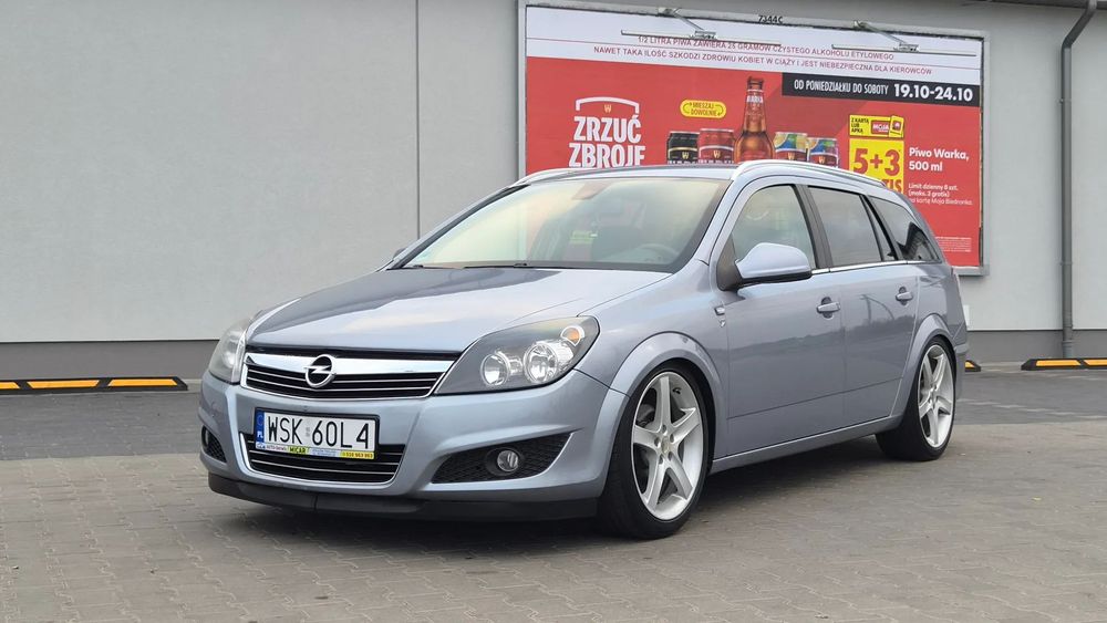 Opel Astra Cosmo Sport 1.6 16v 115kM 2010R Klima Gwint Alufelgi 18 Tablet Xenon
