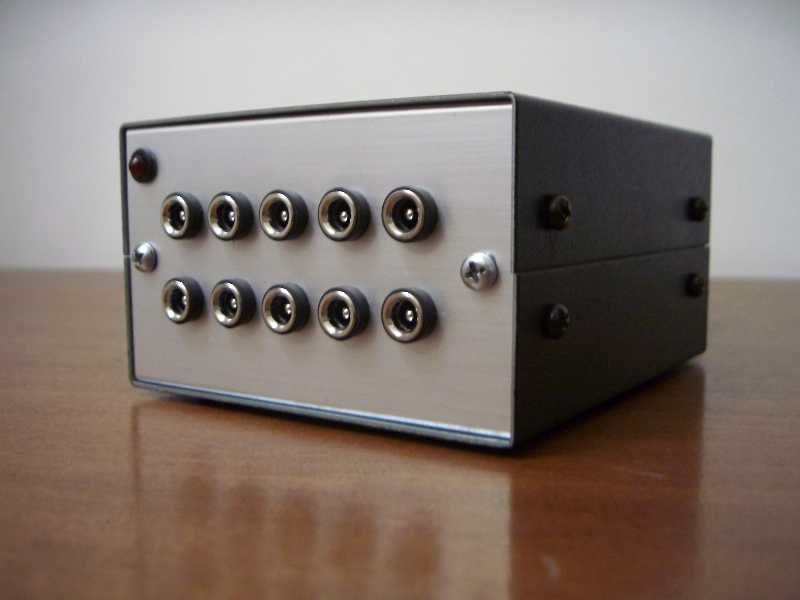 Power supply para pedais de guitarra e instrumentos musicais