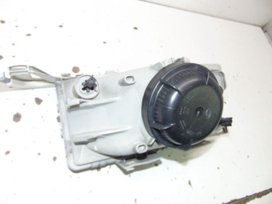 Volvo 440 farol " nova de stock antigo