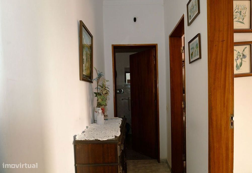 Apartamento T3 no centro de Sobral de Monte Agraço