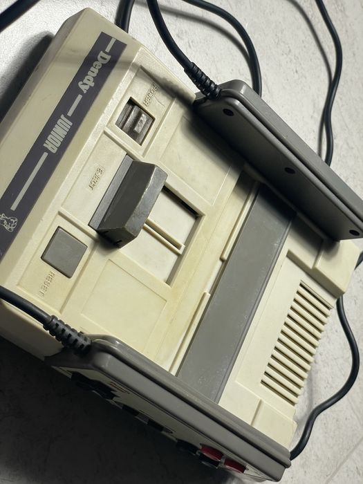 Консоль dendy junior