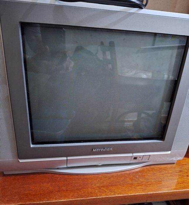 Кольоровий Телевізор ,,Меридіан''.