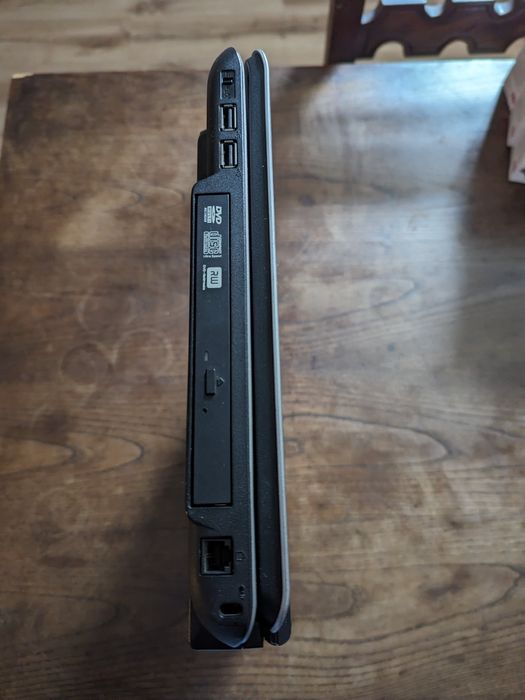 Portátil Toshiba Tecra A7