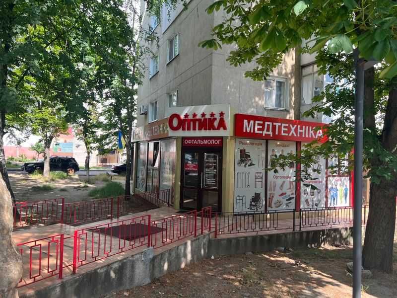 Продаж примыщення магазину 102м2. м. Чорноморськ, вулиця Гайдара (вул. Спортивна)