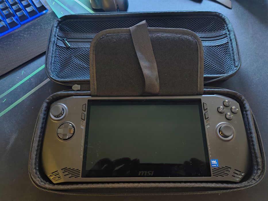 MSI Claw A1M-064PL Handheld