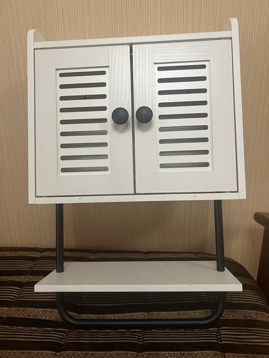 Шкафчик в ванную комнату