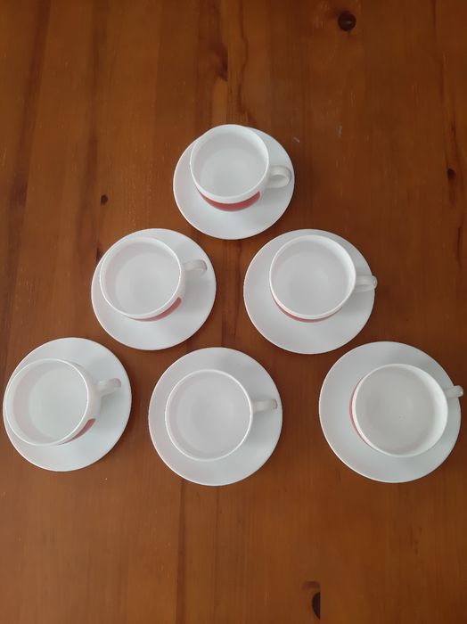 Conjunto de chávenas de chá Arcopal