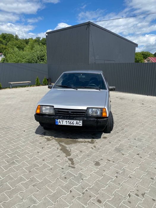 Продам ваз 2109.