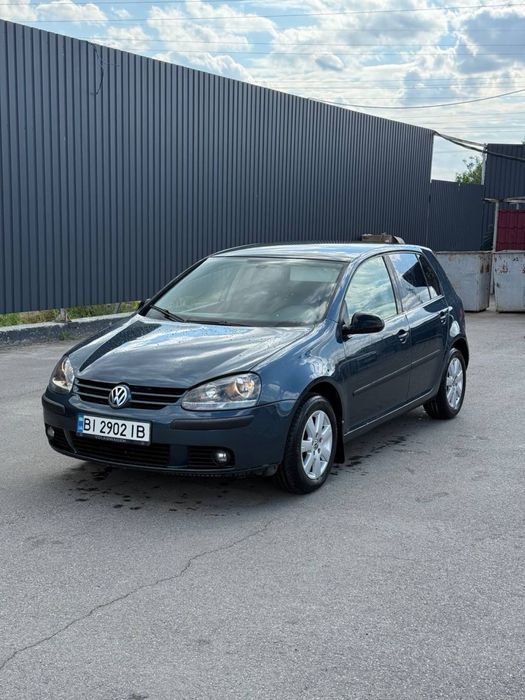 VW Golf 5. 1.6 mpi